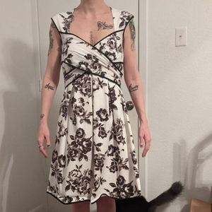 Jessica Simpson size 4 dress